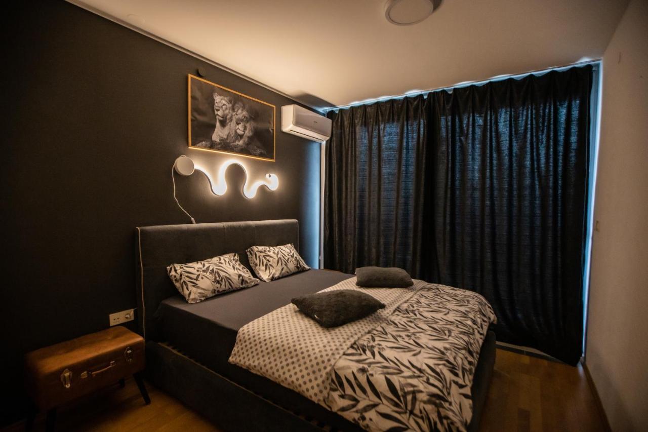 Hermes Apartment & 2 Free Garage Secured Parkings 류블랴나 외부 사진